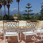 Solaria Villa